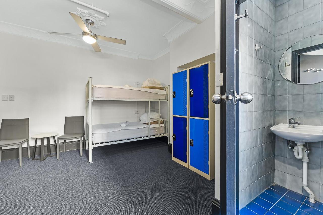 London Plane Backpackers Ostello Sydney